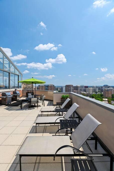 Incredible Apartment With Rooftop In Pentagon City Arlington Exterior foto